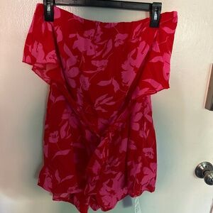 CUPSHE- red floral ruffled tube romper